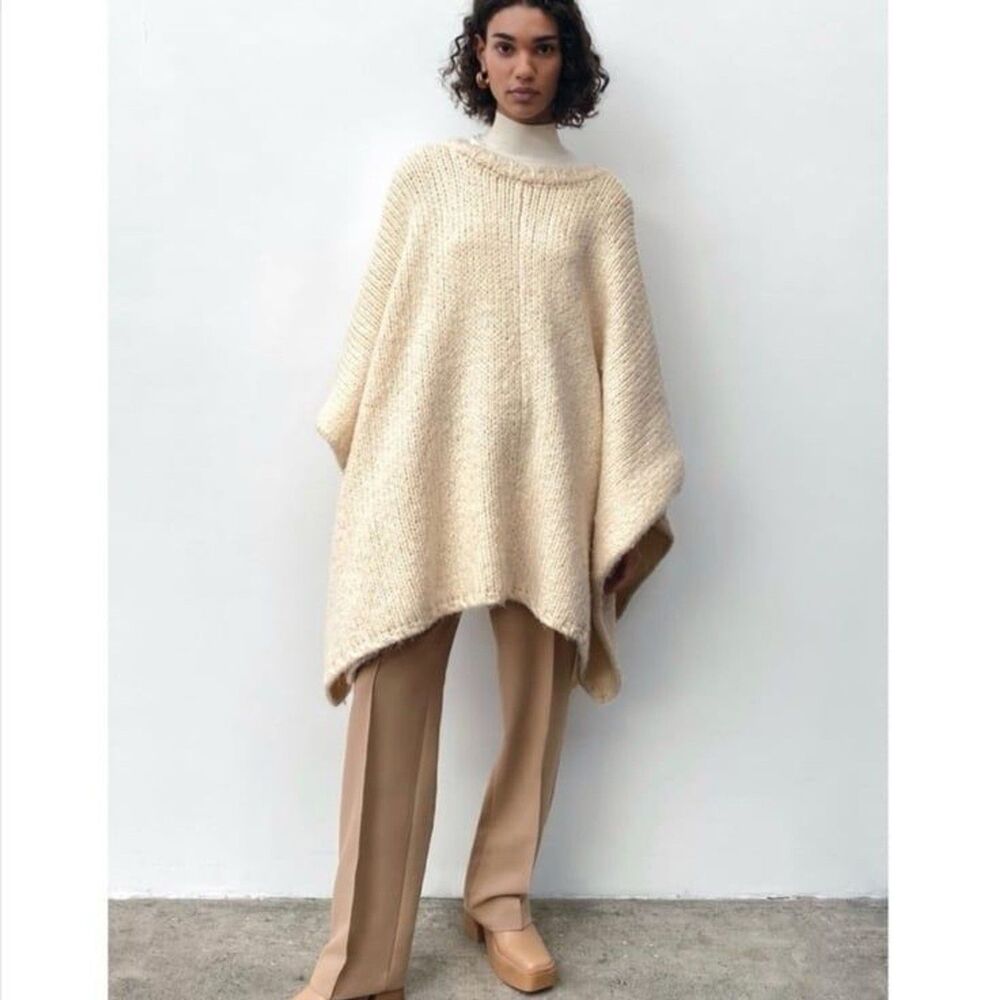 Cream Zara Oversized Chunky Knit Pullover Poncho Cape Sweater (NWT)